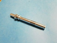 Triumph front disc wheel spindle 37-4132  1973-83  TR7 T140V T140E T150V T160