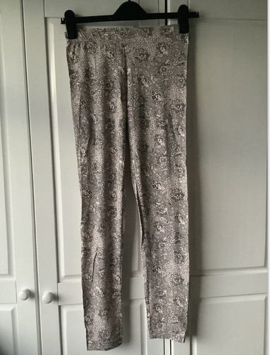 Lace pattern leggings - pattern,
