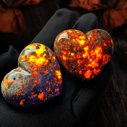 Yooperlite crystal heart - yooperlite,