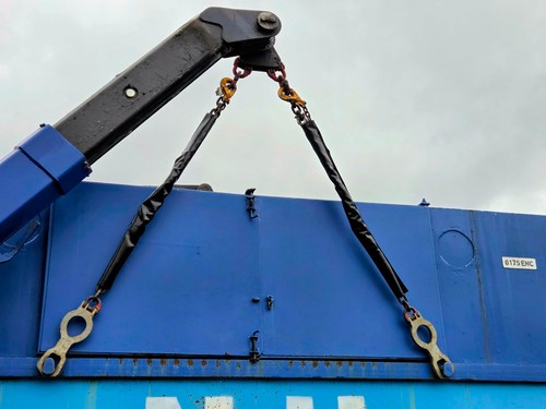 Skip loader chain - /, pvc
