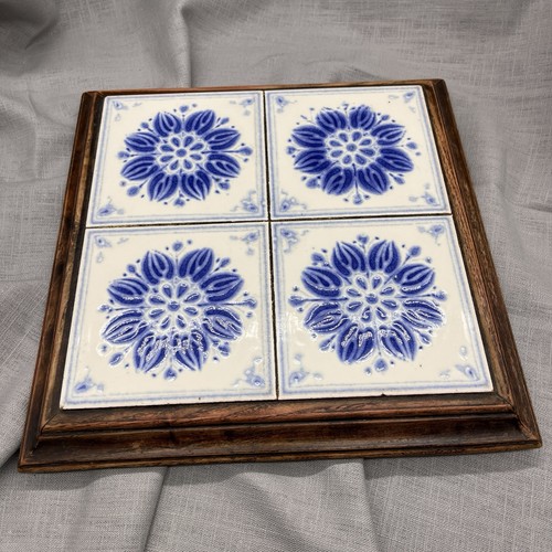 Vintage large blue and - blue,