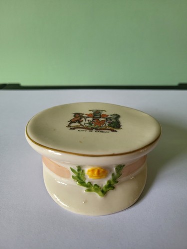 Carlton crested china ww1 - crested,