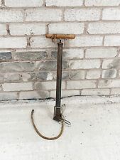 VINTAGE / ANTIQUE OLD STAND PUMP MANUAL TYRE INFLATION PUM BIKE CAR TRACTOR