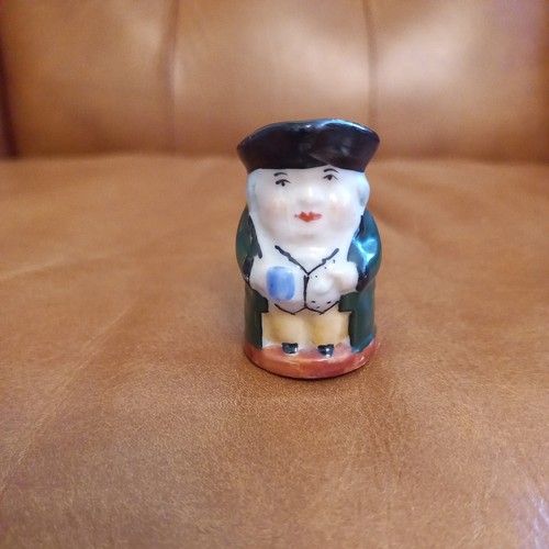 Goss crested china model of - wh,
