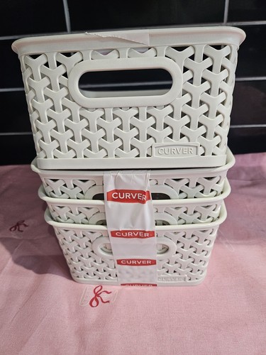 Curver storage baskets - 4,