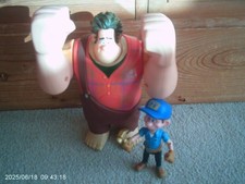 Wreck it Ralph - Toy Action Figure (Medium) Ralph and   Fix-It Felix Jr. 9" tall