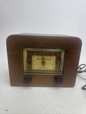 Vintage PILOT Radio Co. T601