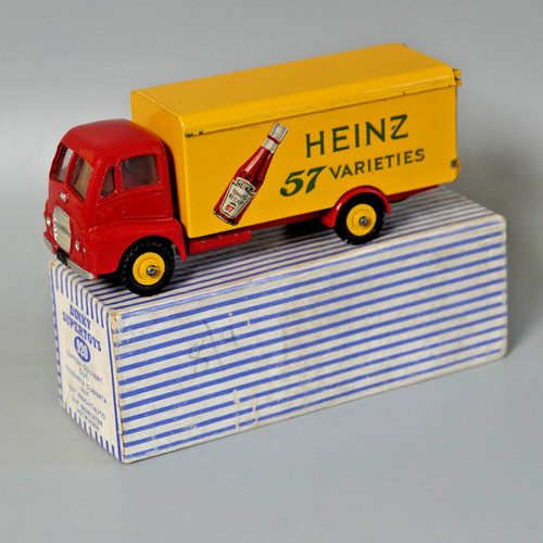 Dinky 920 guy warrior van - 920,