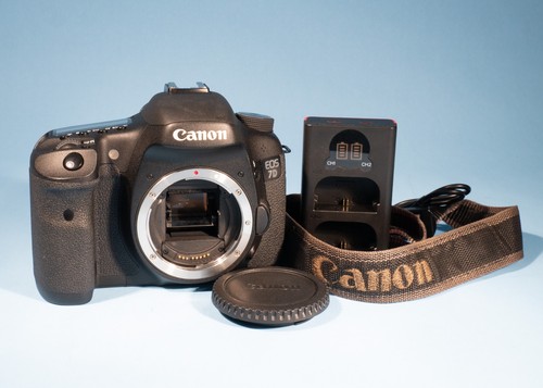 Canon eos dslr 18mp digital - canon, 7d