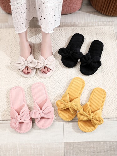Ladies bow faux fur slippers - fur,