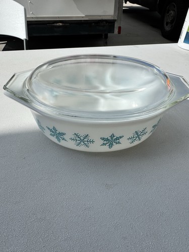 Pyrex snowflake qt oval - 1-1/2,
