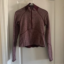 Women's 4 LULULEMON Always