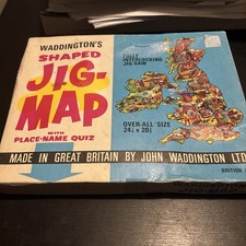 Vintage Waddingtons Shaped