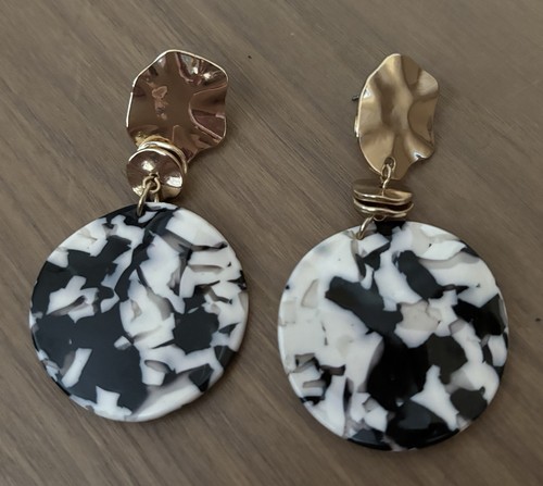 Next earings brand - brand, new