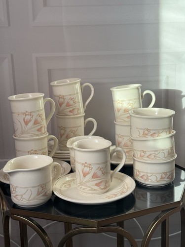 Tableware set spring - set, bouquet