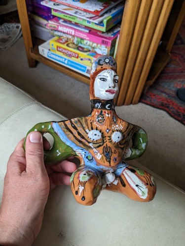 Highly unusual pottery - highly,