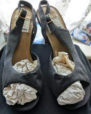 Saxone Size 6 Black Strappy