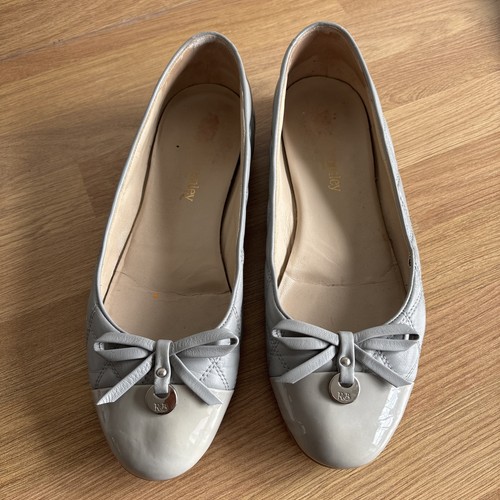 Russell and bromley womens - and,
