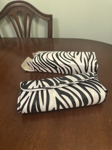 Sochi zebra print foldable - zebra,