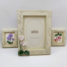 Floral Photo Frame Set 4x6" With 2 Mini 3D Flower Pictures Marks & Spencer Cream