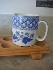 The Spode Blue Room Collection Mug, Geranium. Excellent Condition.