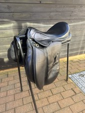 Saddle Company 17.5inch Black Leather Saddle. 