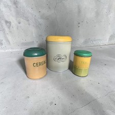 1930-1940 vintage kitchen