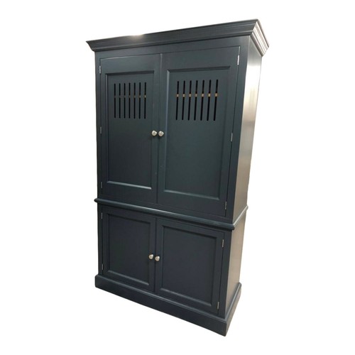 Burnham handmade kitchen - -,