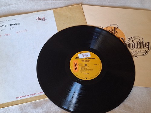 Neil young harvest vg - neil, **vg+