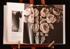 Catherine Walker : An