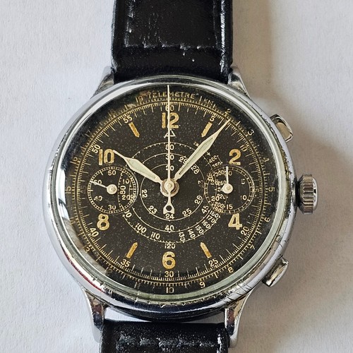 Record chronograph watch - record,