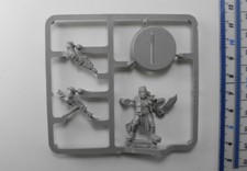 ORLOCK GANGER SPRUE Plastic Necromunda Gang Member 40K 1990s B27