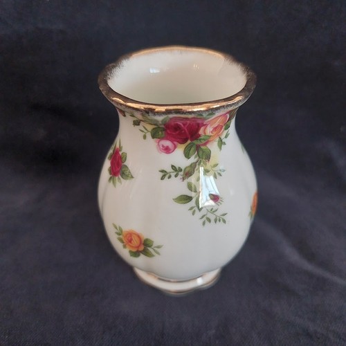 Royal albert old - royal,