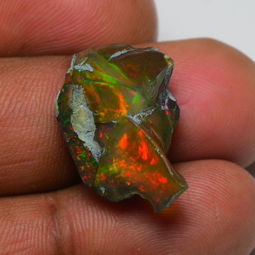Black opal rough - black,