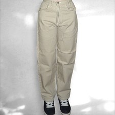 Criminal damage Beige