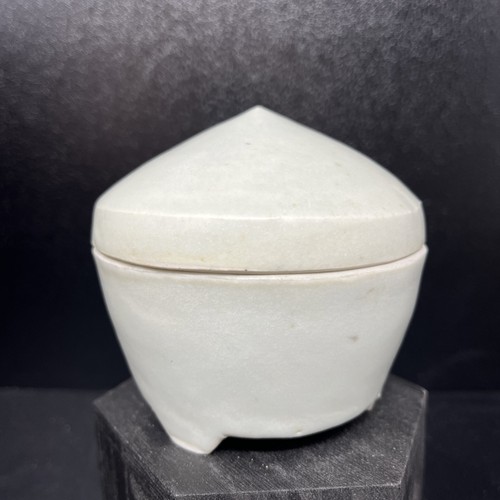 Bernard leach porcelain kogo - leach,