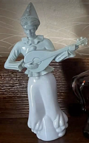 White porcelain musician - white,