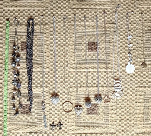 Job lot 12 - of,