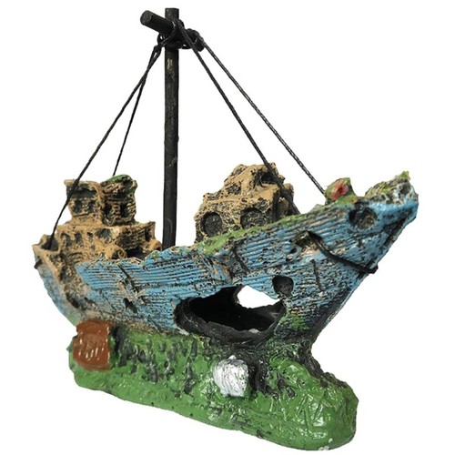 Aquarium sunken ship - aquarium,