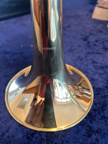 Cornets brass instruments - cornets,