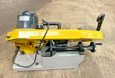 Industrial Metal Bandsaw stepless, hydraulic lowering of the saw bow manual band