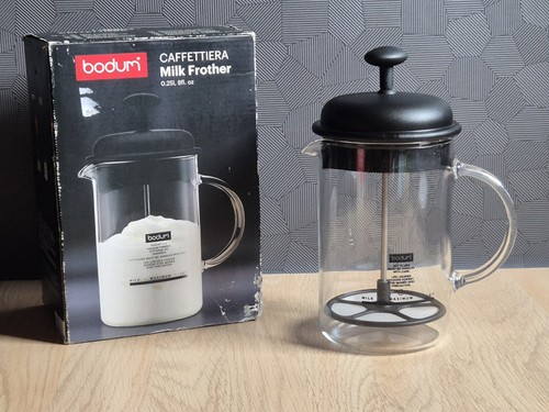 Bodum milk frother black - milk, black/