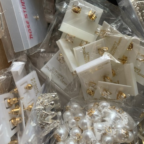 Wholesale job lot fashion - wholesale,