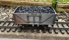 ACCUCRAFT GARDEN RAILWAY GREY NARROW GAUGE OPEN PLANK WAGON WITH COAL LOAD