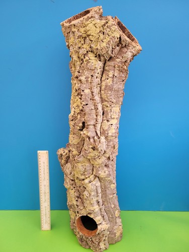 Cork bark tube hide 76cm - cork,