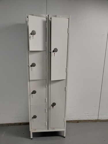Metal lockers with stand - 2x,
