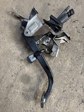 2011-18 FORD FOCUS 1.0 ECOBOOST. CLUTCH PEDAL /MASTER CYLINDER BV617B633SC