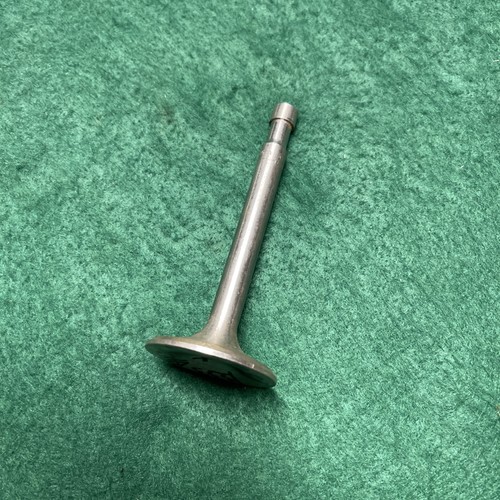 Bsa b33 b34 exhaust valve - valve, nos