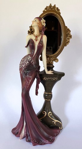 Collectible decor resin - collectible,