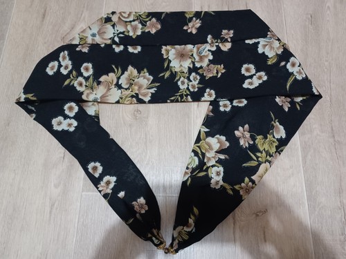 Brown flowery patterned - flowery, silky